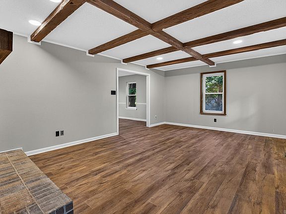 5th image of 86 Bame Cir
