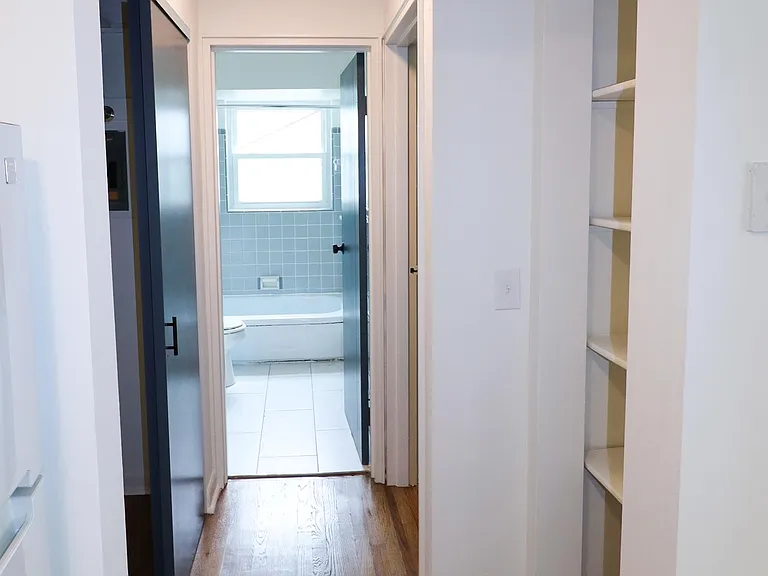 5017 Madison Road — Photo 12