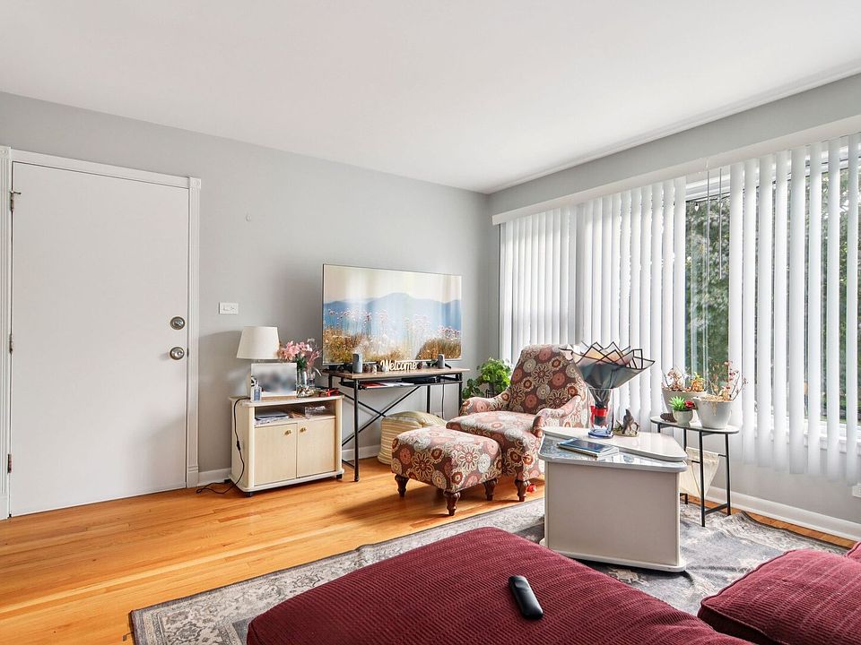 1st image of 8613 Trumbull Ave Unit 2