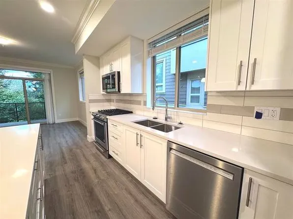 19913 70th Ave, Langley, BC V2Y 0S9