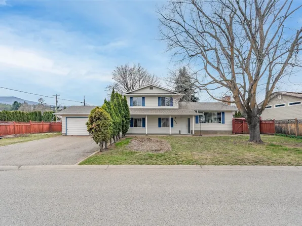 693 Paret Pl, Kelowna, BC V1W 2K6