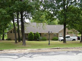 427 Meandering Way, Corsicana, TX 75109