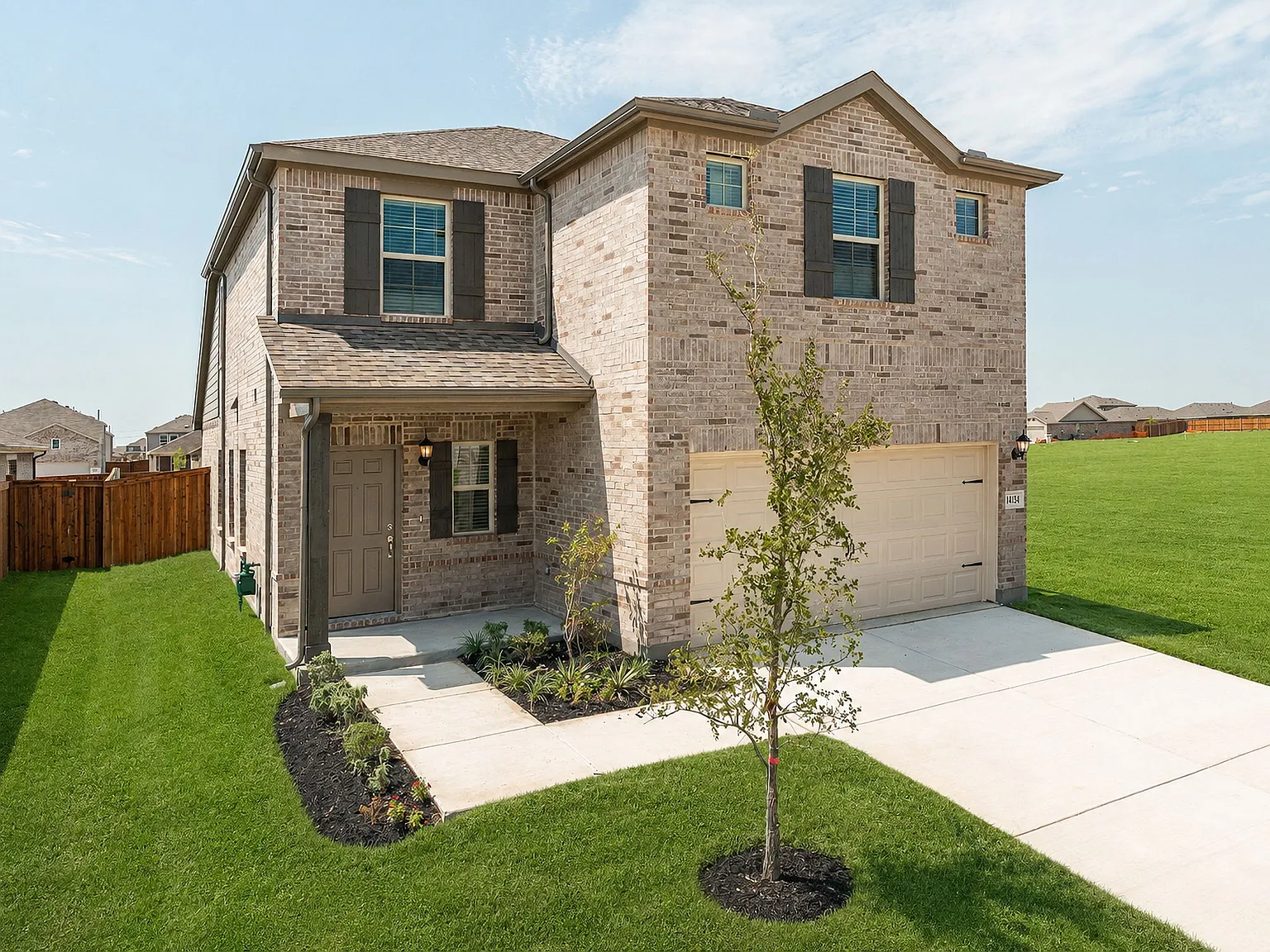 4 bed, 2.5 bath, 2155 sqft, $2,300 — Photo 1