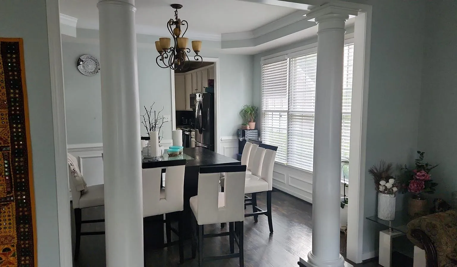4 bed, 3.5 bath, 3186 sqft, $4,250 — Photo 2