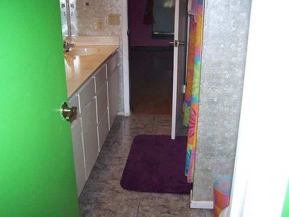 3rd image of 1471 Tanglewood Ln