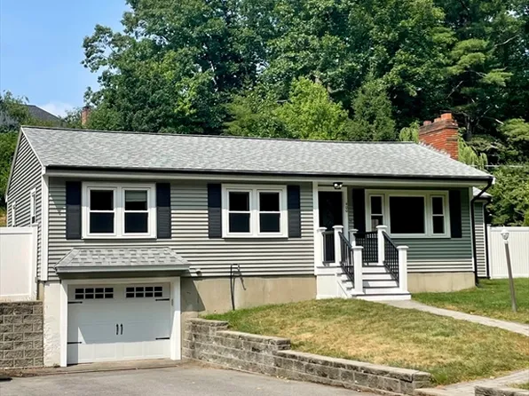 400 Andover St, Wilmington, MA 01887