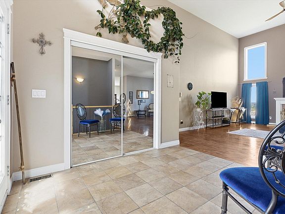 4th image of 54419 Range Rd #14-101