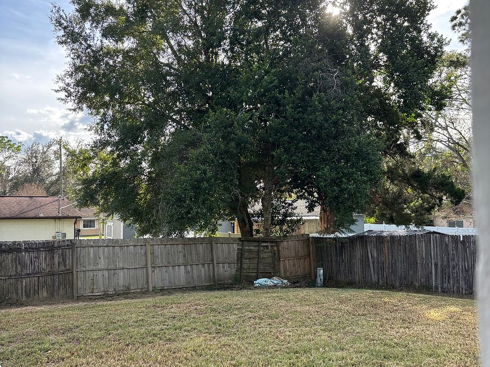 2nd image of 27270 Dale Ave