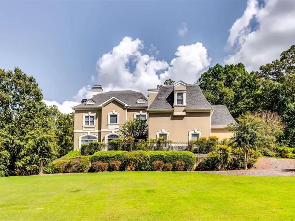 4280 Sandstone Shores Dr, Lithonia, GA 30038