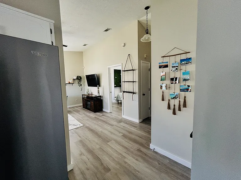 1823 High Ave — Photo 5