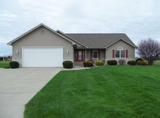 2818 W Crossroads Dr, Bay City, MI