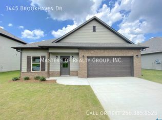 1445 Brookhaven Dr, Odenville, AL 35120