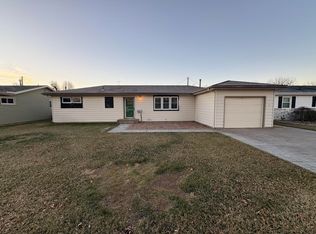3633 23rd St, Great Bend, KS 67530