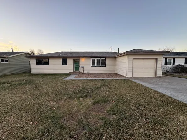 3633 23rd St, Great Bend, KS 67530