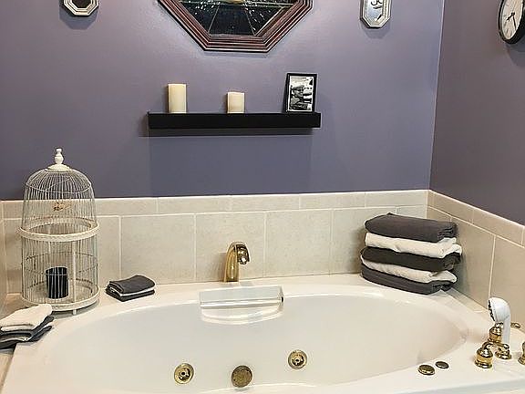 Master Bath Whirlpool Tub