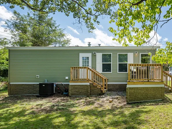 36 Dogwood Path Ln, Hendersonville, NC 28793
