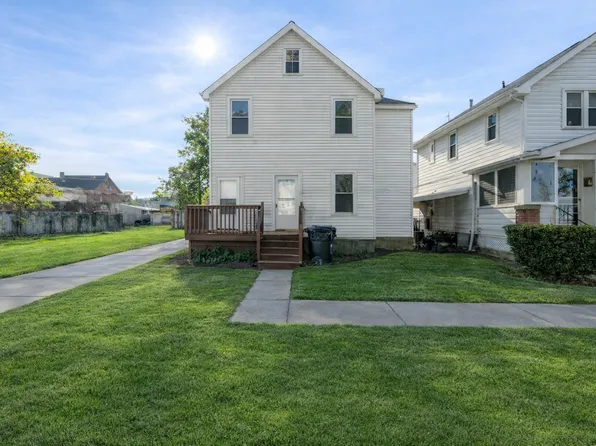 9519 Preston Ave, Cleveland, OH