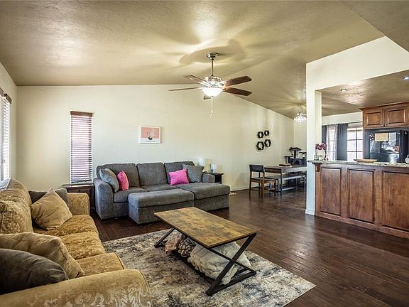 4th image of 2625 Lanier Dr