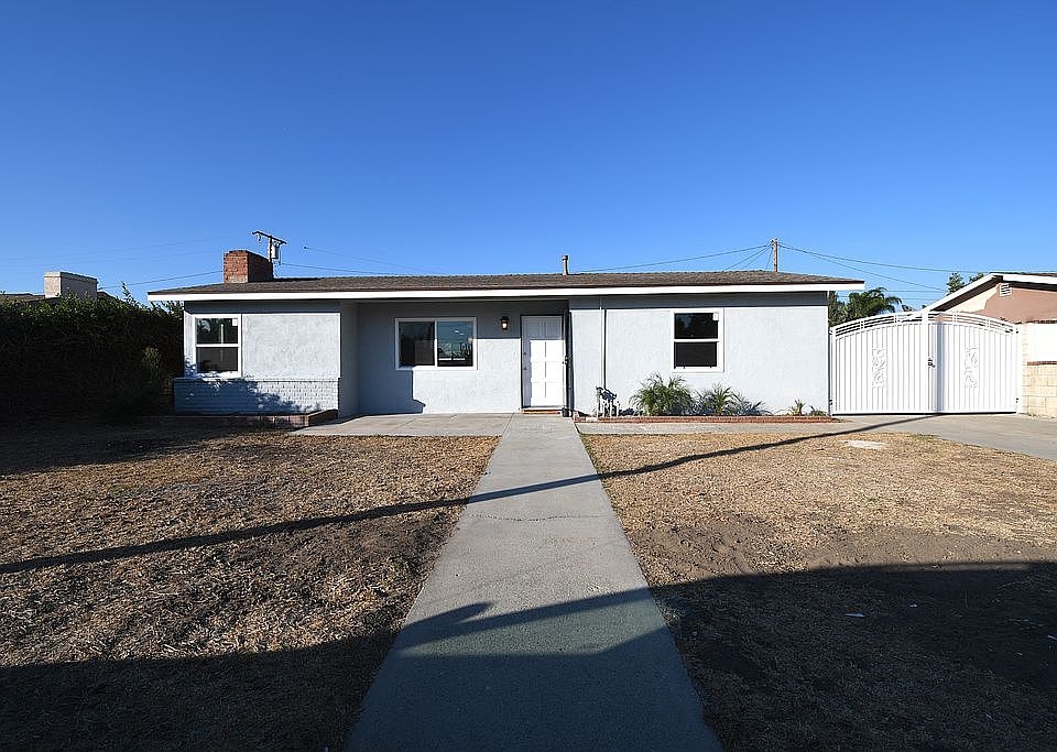 1st image of 4713 W Henderson Pl