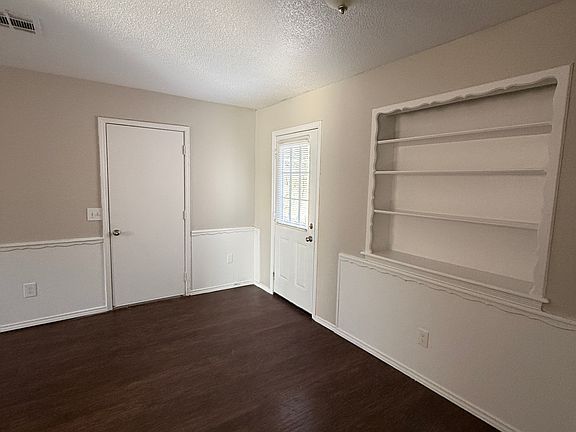 5th image of 429 NW 86th St