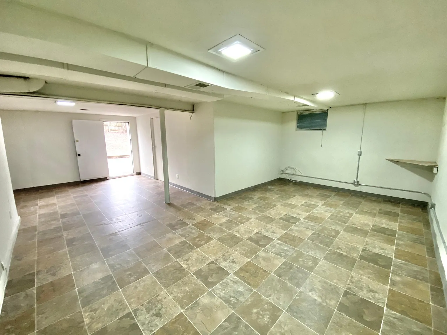 4920 Rainbow Blvd — Photo 3