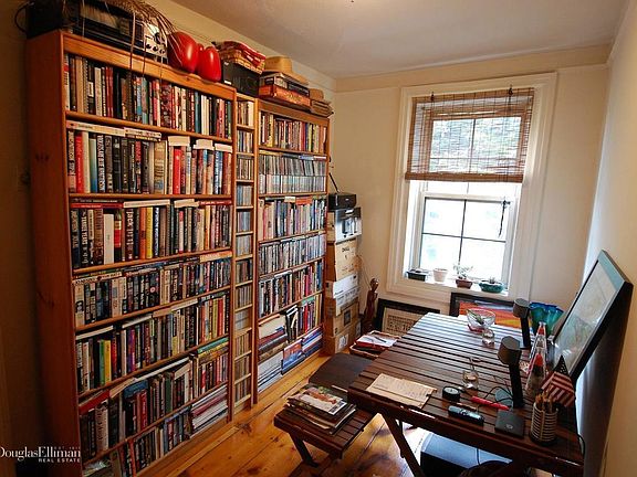 3rd image of 115 Bergen St #3