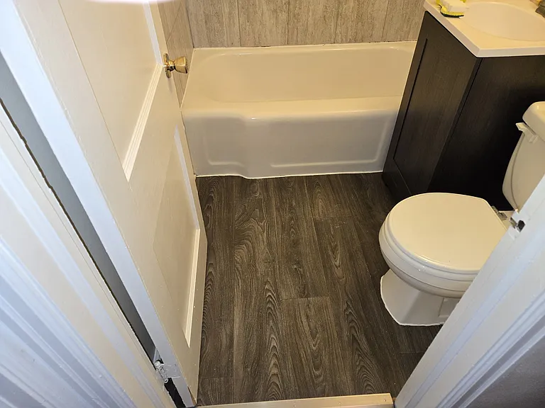 1131 Kingsford St #1 — Photo 2