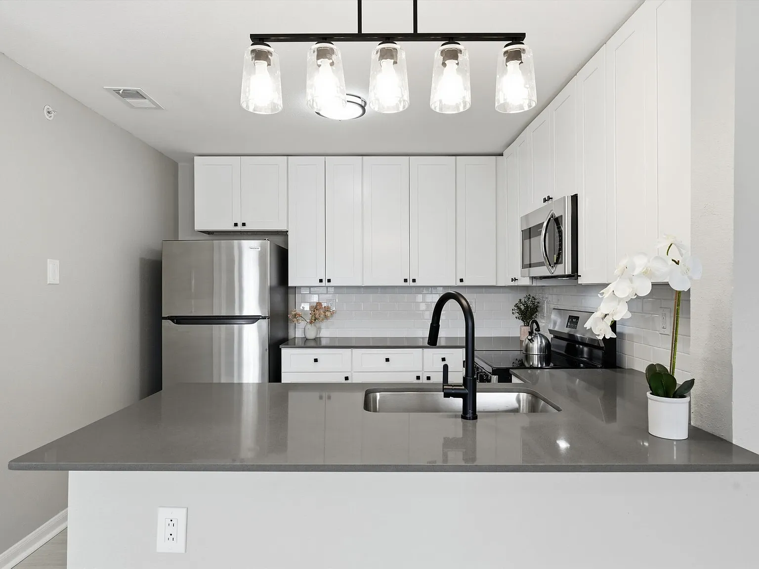 Villa Estates at Lenexa — Photo 4