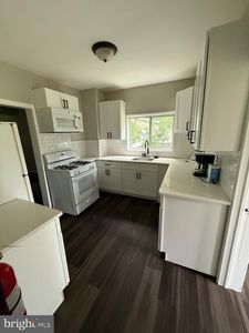 14 Wilson Rd, Pine Hill, NJ, 08021