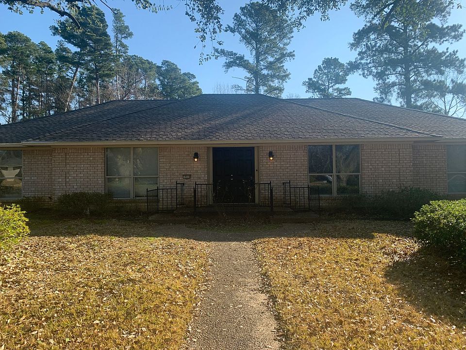 1st image of 1910 Warwick Cir E