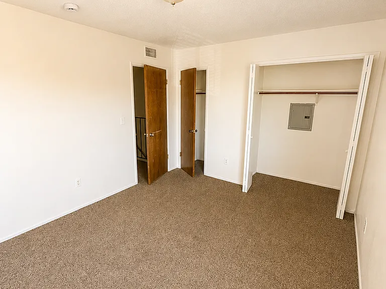 4501 Isla Verde St #A-D — Photo 6
