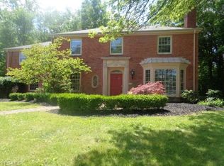 15850 Aldersyde Dr, Shaker Heights, OH
