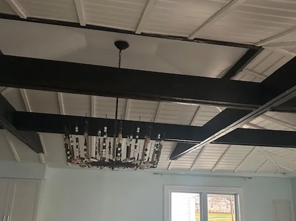 133 Sunset Rd, Avon Lake, OH 44012