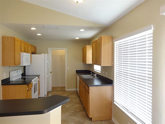 4th image of 3592 Yellow Bird Ct