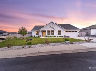 159 Bright Ct, Manson, WA 98831