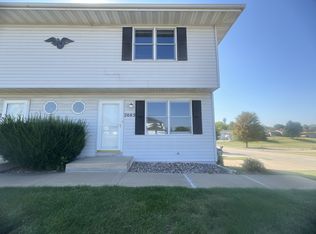 2085 Radford Rd #1, Dubuque, IA 52002