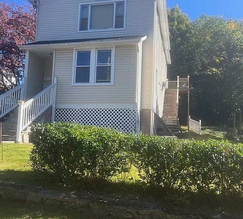 3rd image of 156 Hill St #1