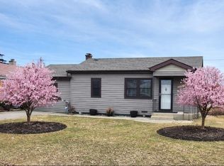 7807 Parkside Ave, Burbank, IL 60459