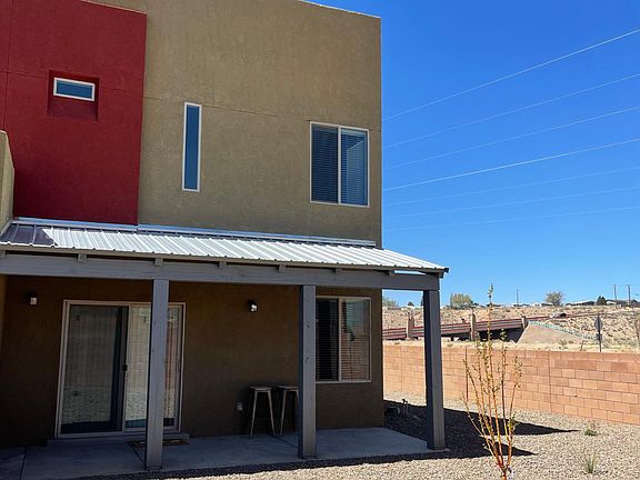 4th image of 1500 Borrego Dr SE