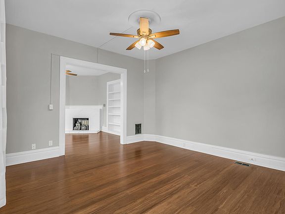 4th image of 402 N K St #2