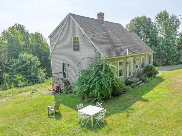 1055 Gore Road, Alfred, ME 04002