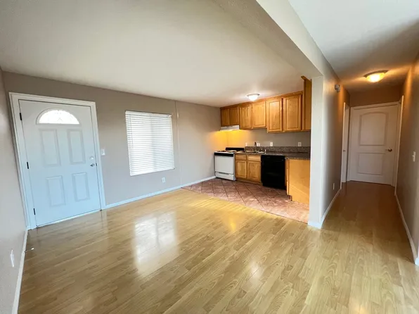 684 2nd st- San Pedro, 684 W 2nd St APT 12, San Pedro, CA 90731