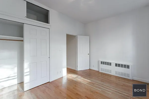 Rented by Bond New York | media 5