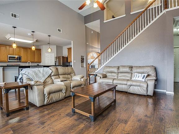 5th image of 3505 Stanford Dr