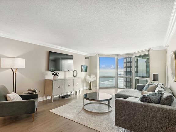4th image of 195 N Harbor Dr APT 3004