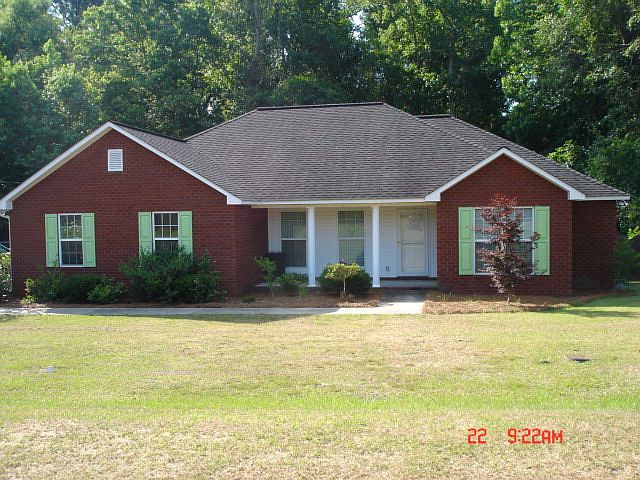 1st image of 1713 Woodlawn Dr