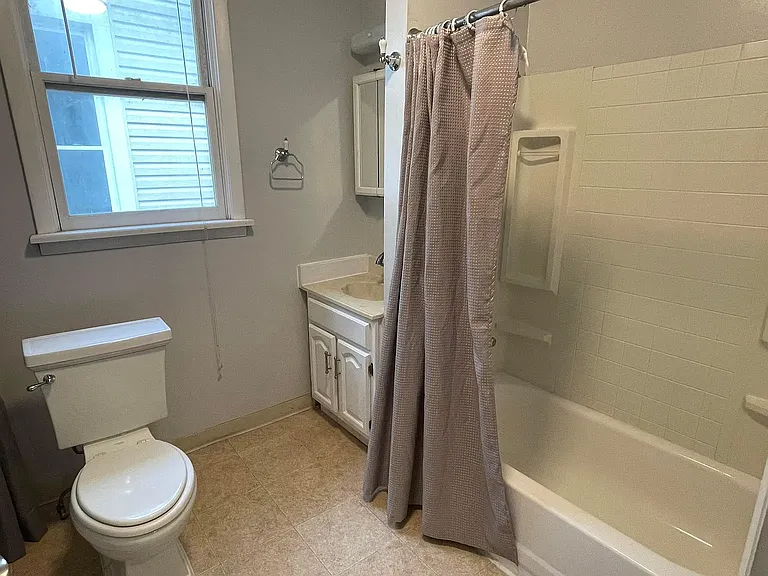 62 King Ave #62 — Photo 7