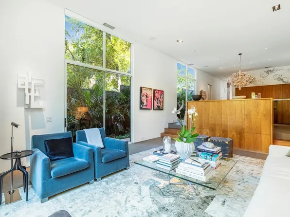 2845 Lee St, Dallas, TX 75206