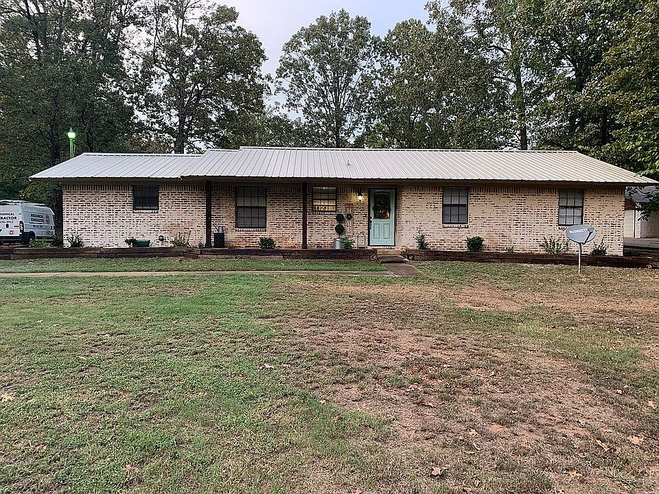 1st image of 7 Timberlake Dr