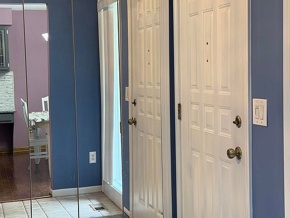 3rd image of 43076 W Kirkwood Dr